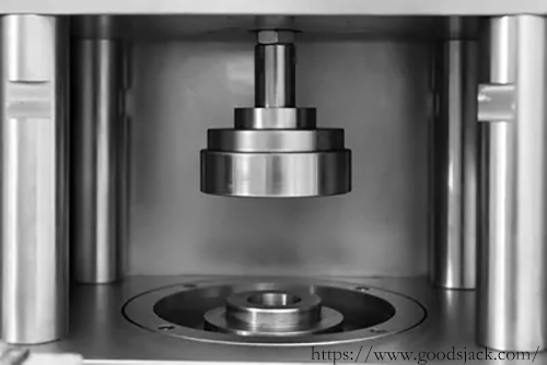 Multi-Uses of A Hydraulic Press