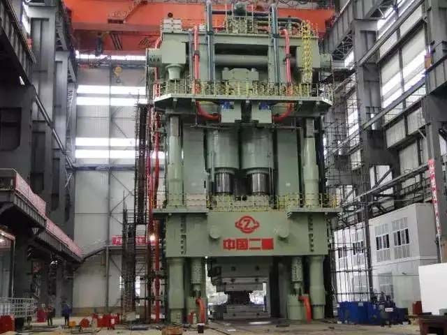 8000 ton hydraulic forging press